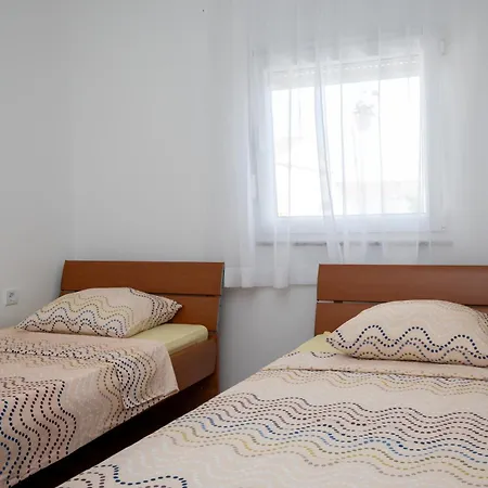 With Parking Space Povljana, Pag - 11516 Apartment
